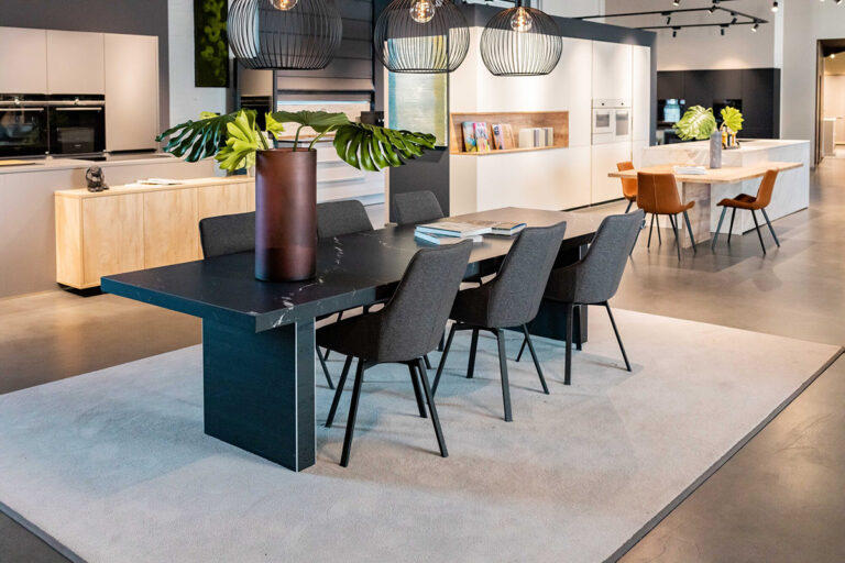 Moderne-Kuechen-Kuechenstudio-dassbach-Berlin